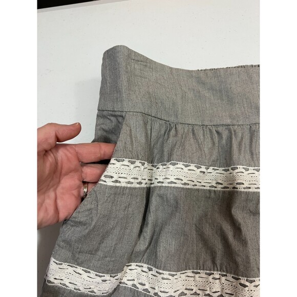 Banana Republic Grey Pull On Skirt with White Lace Stripes Pockets Women's 4 - Picture 3 of 10